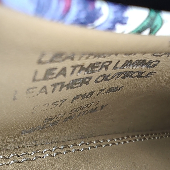 Tori Burch Elana Heel. Nearly New! Never worn. - Picture 11 of 11